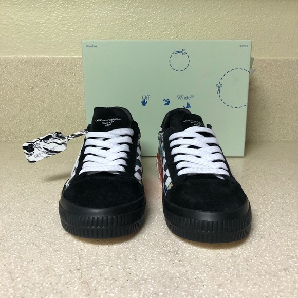 OFF-WHITE Vulcanized Low Top Black Sneaker 40 / 10 - Picture 4 of 8